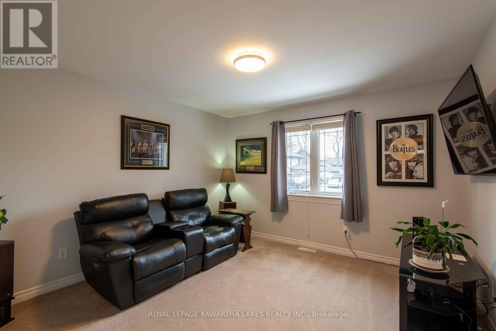 15 Durham Street E, Kawartha Lakes, Ontario  K9V 5R5 - Photo 14 - X12039622