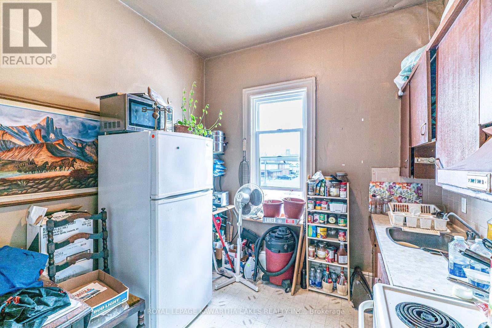 6 Glenelg Street W, Kawartha Lakes, Ontario  K9V 2T8 - Photo 10 - X12113272