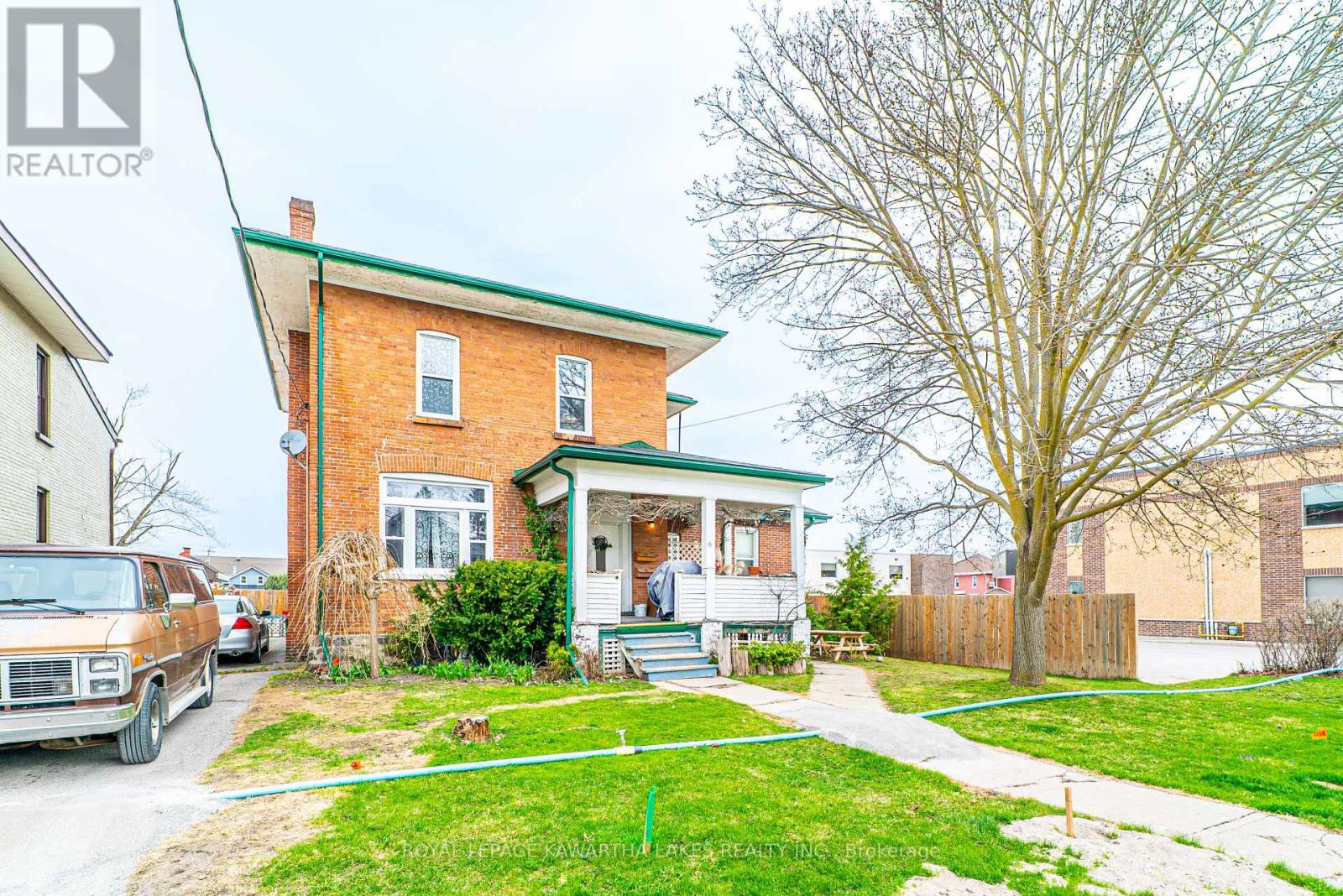 6 Glenelg Street W, Kawartha Lakes, Ontario  K9V 2T8 - Photo 2 - X12113272