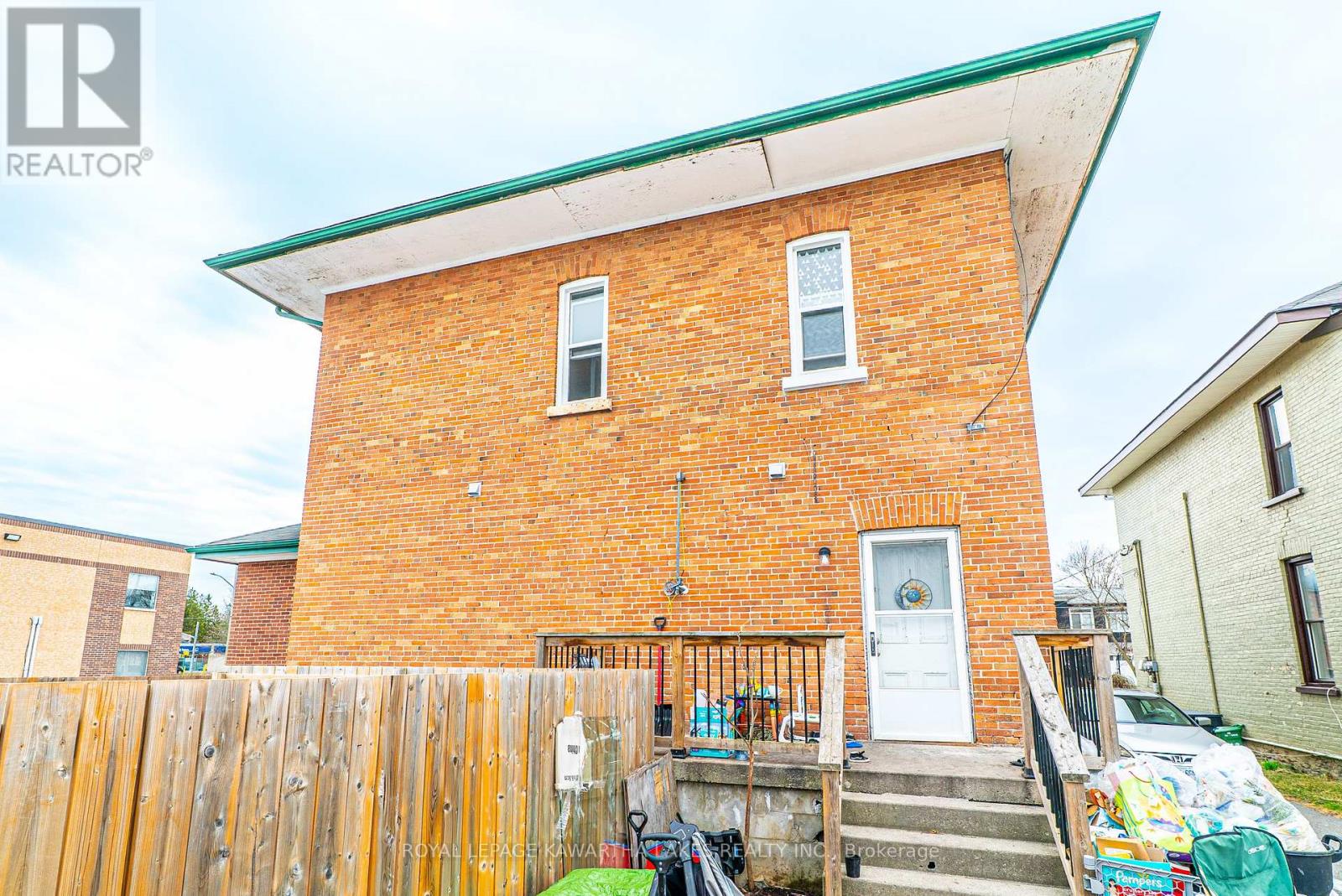 6 Glenelg Street W, Kawartha Lakes, Ontario  K9V 2T8 - Photo 32 - X12113272