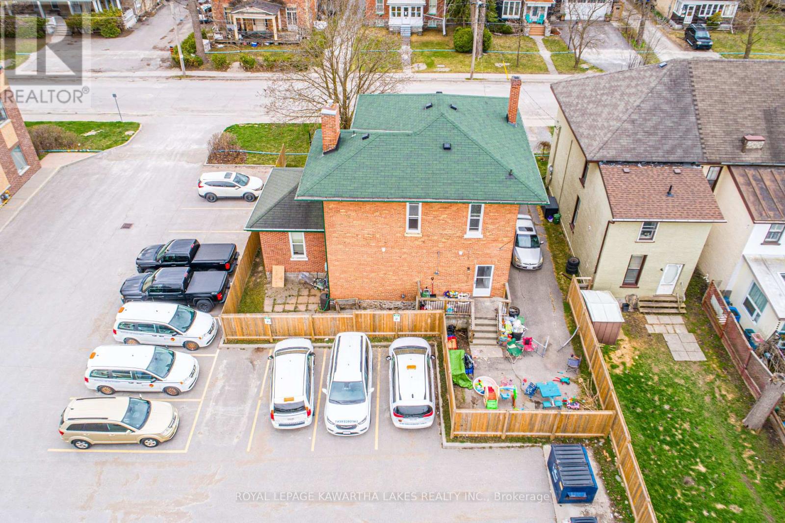 6 Glenelg Street W, Kawartha Lakes, Ontario  K9V 2T8 - Photo 36 - X12113272