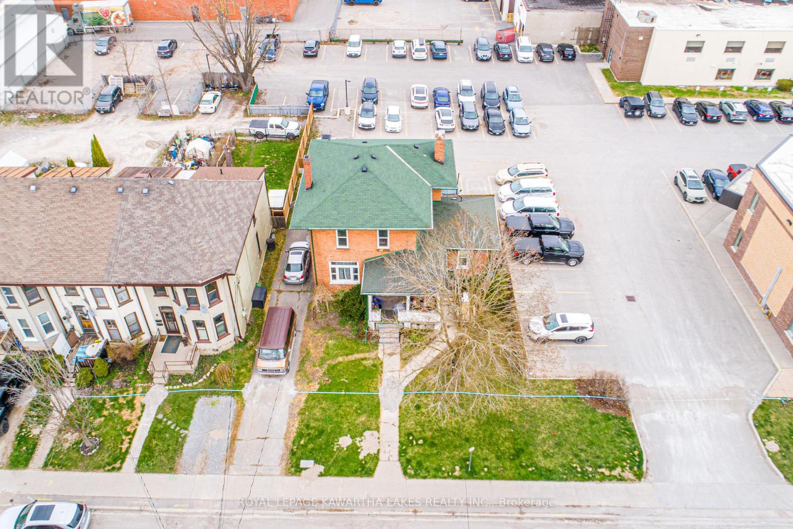 6 Glenelg Street W, Kawartha Lakes, Ontario  K9V 2T8 - Photo 5 - X12113272