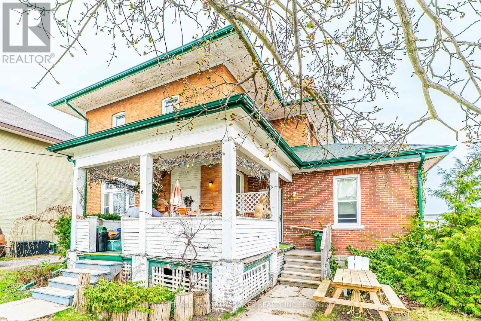 6 Glenelg Street W, Kawartha Lakes, Ontario  K9V 2T8 - Photo 8 - X12113272