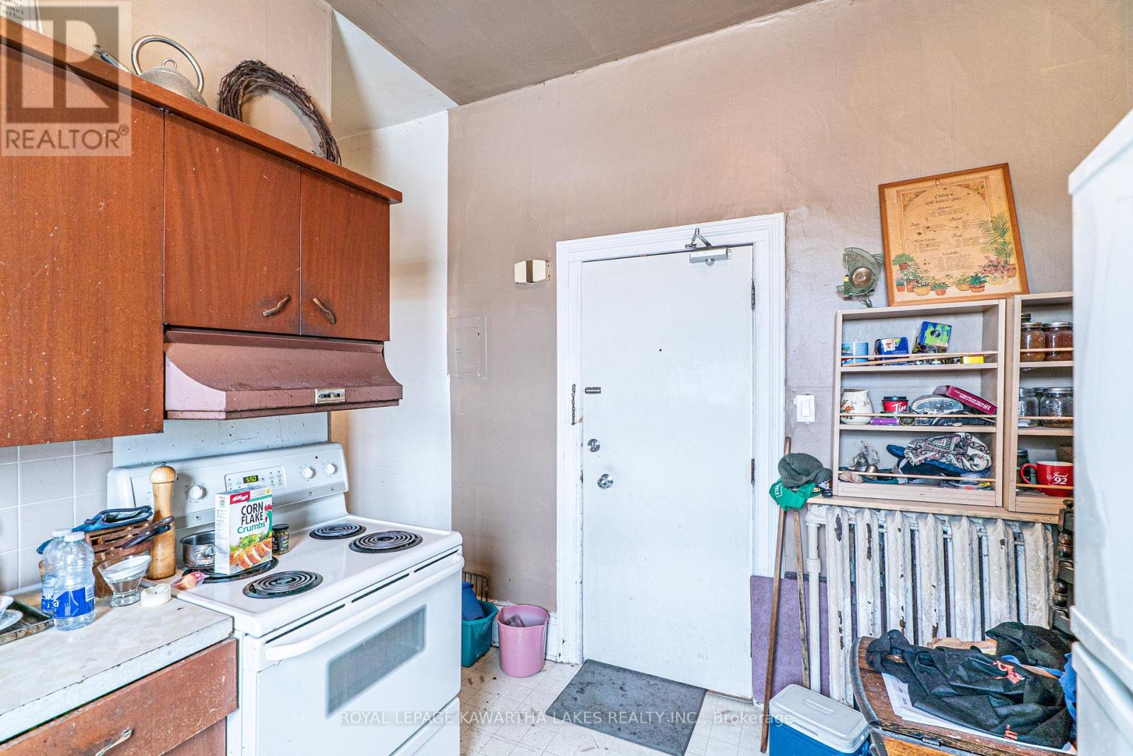 6 Glenelg Street W, Kawartha Lakes, Ontario  K9V 2T8 - Photo 9 - X12113272