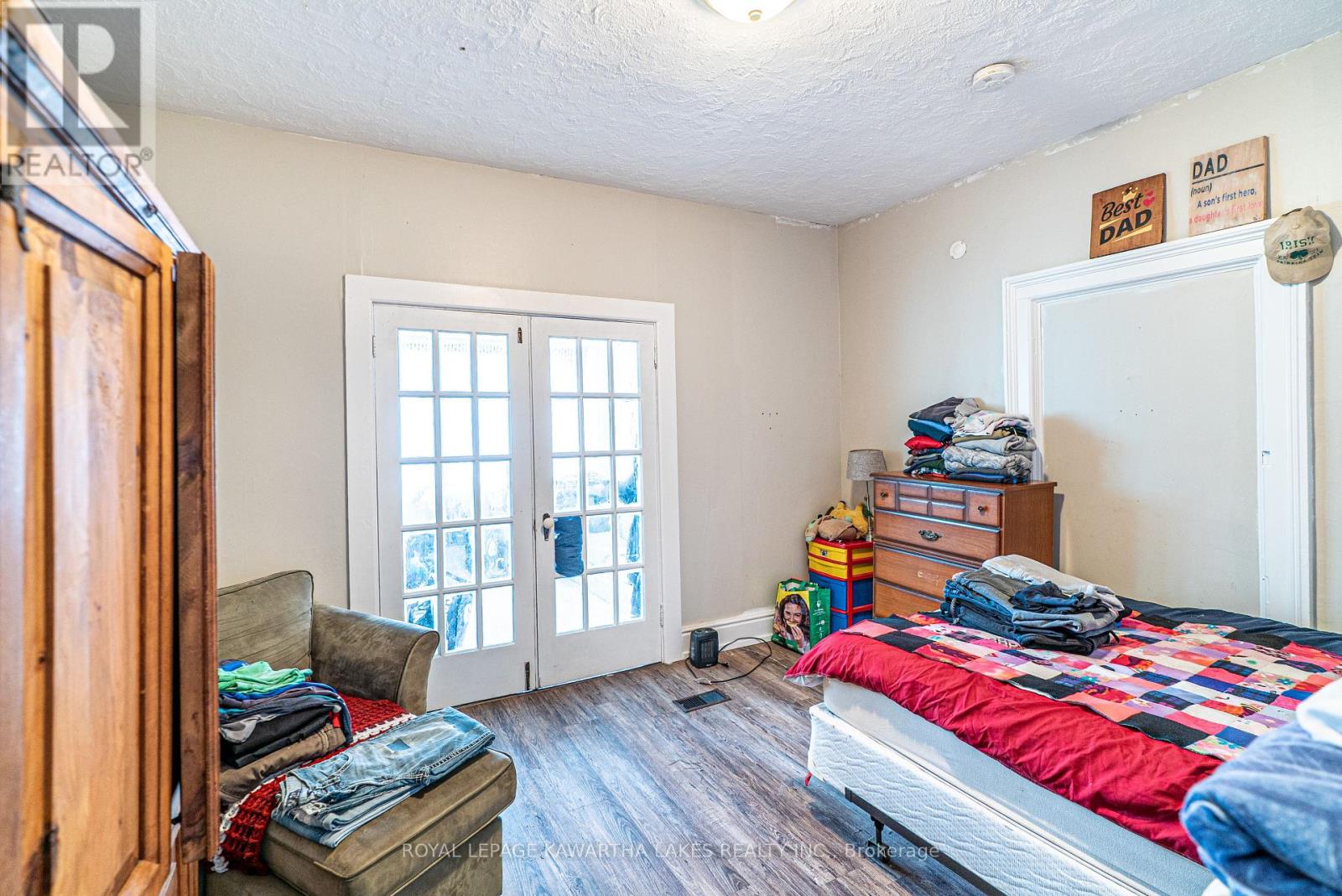 86 Lindsay Street S, Kawartha Lakes, Ontario  K9V 2M3 - Photo 19 - X12113382