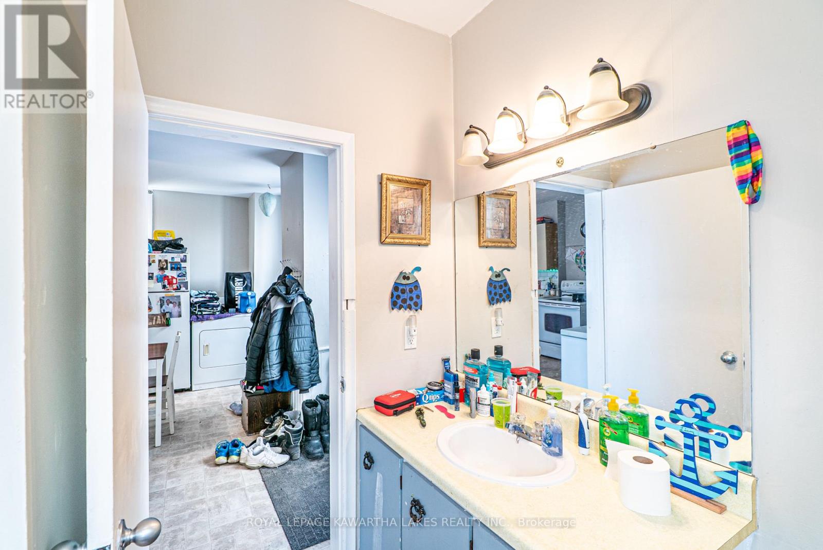 86 Lindsay Street S, Kawartha Lakes, Ontario  K9V 2M3 - Photo 25 - X12113382
