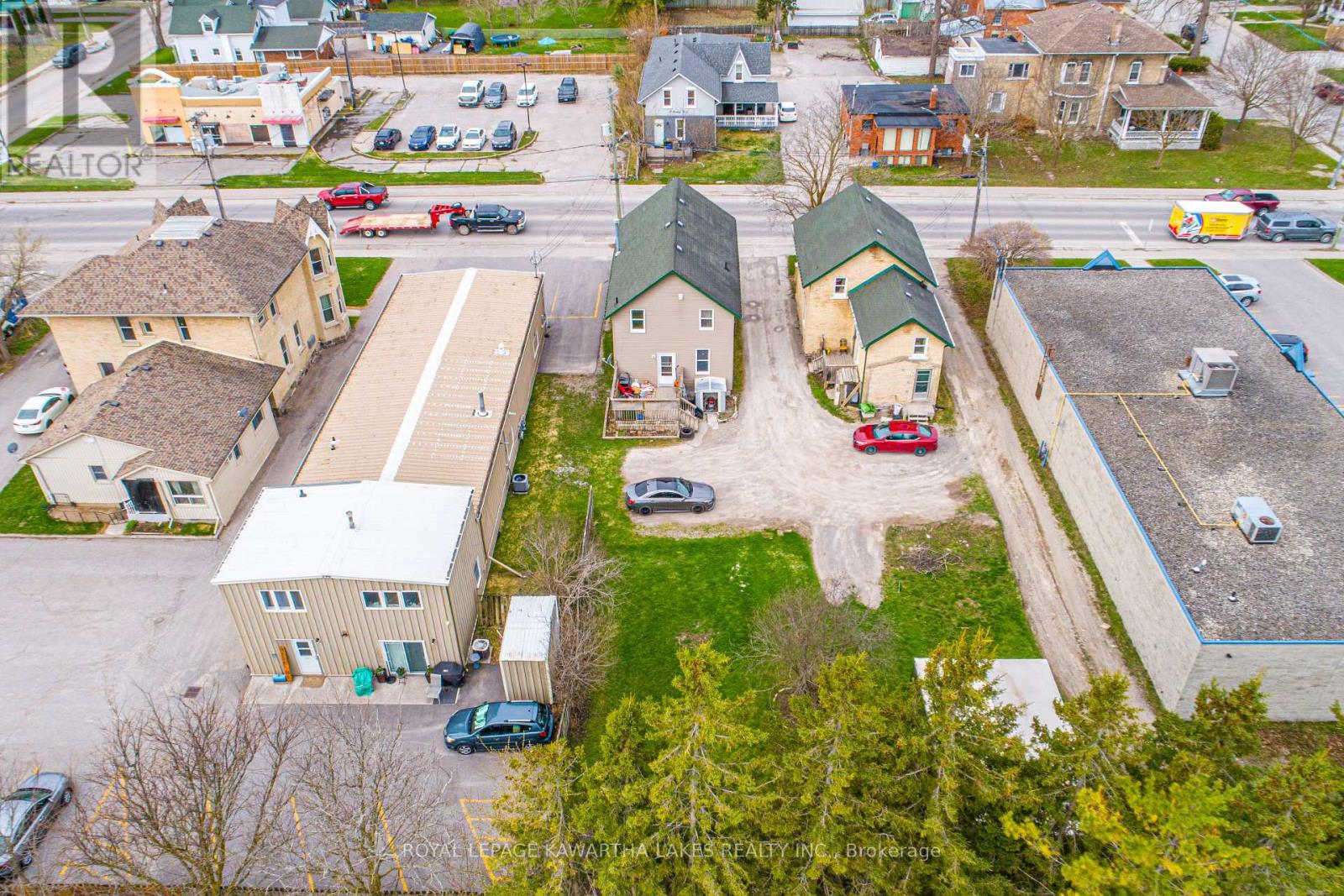 86 Lindsay Street S, Kawartha Lakes, Ontario  K9V 2M3 - Photo 33 - X12113382