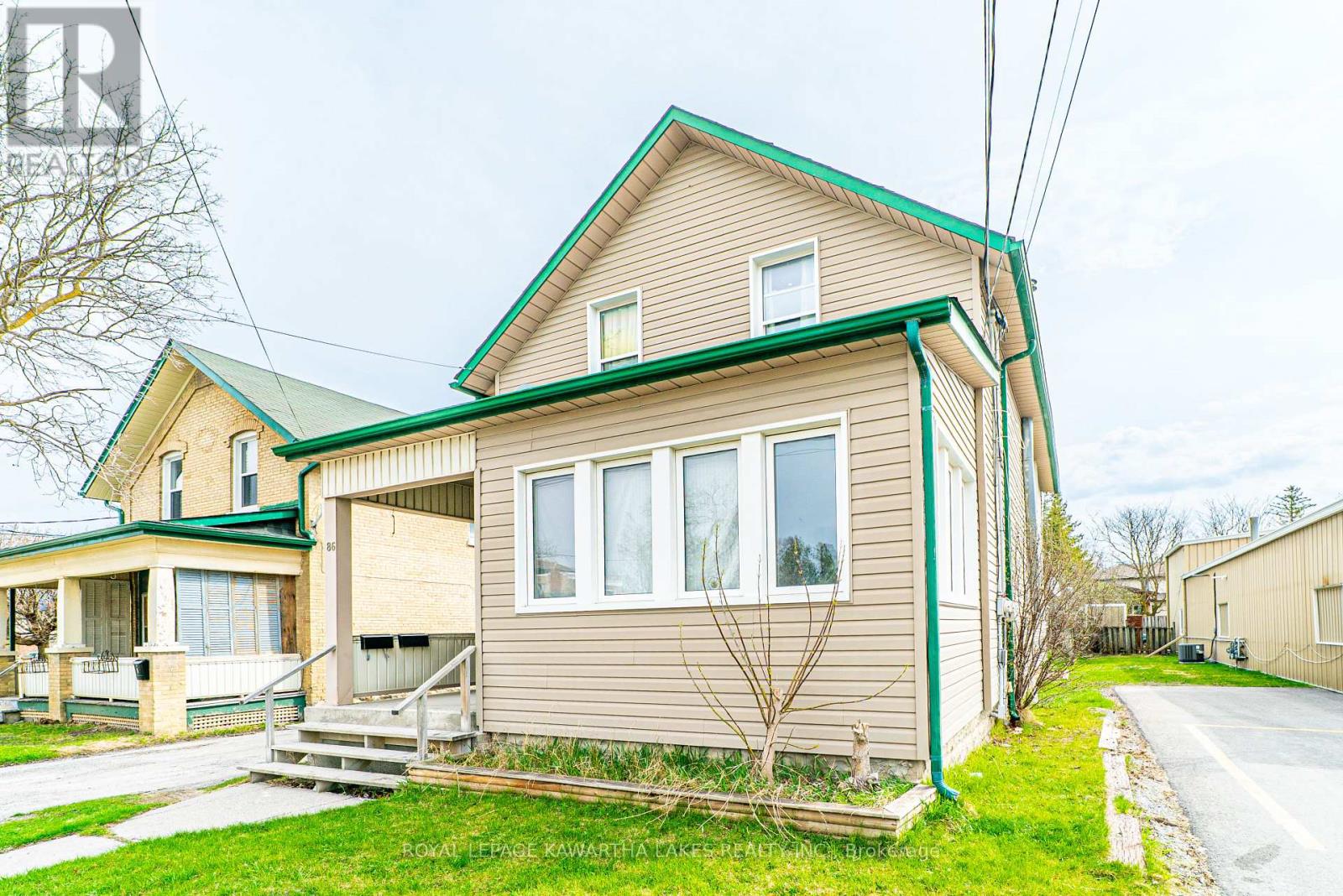86 Lindsay Street S, Kawartha Lakes, Ontario  K9V 2M3 - Photo 8 - X12113382