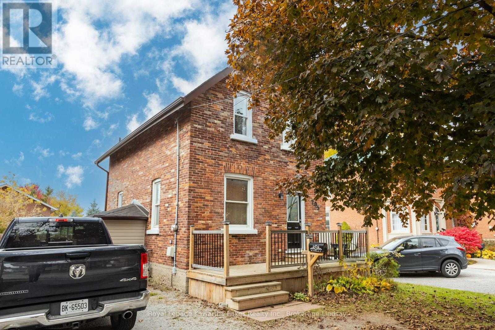 205 William Street N, Kawartha Lakes, Ontario  K9V 4B8 - Photo 1 - X12114546