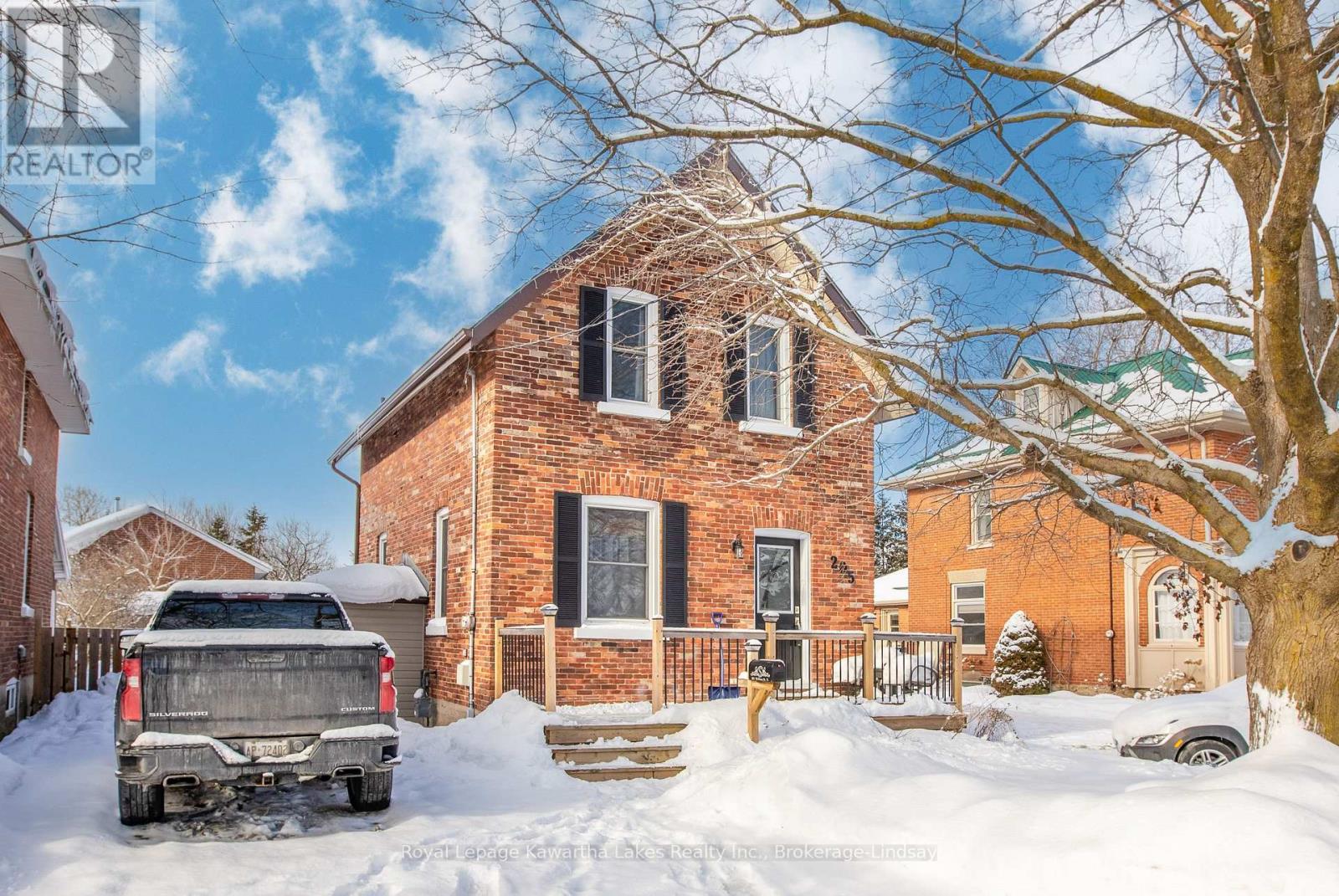 205 William Street N, Kawartha Lakes, Ontario  K9V 4B8 - Photo 2 - X12114546