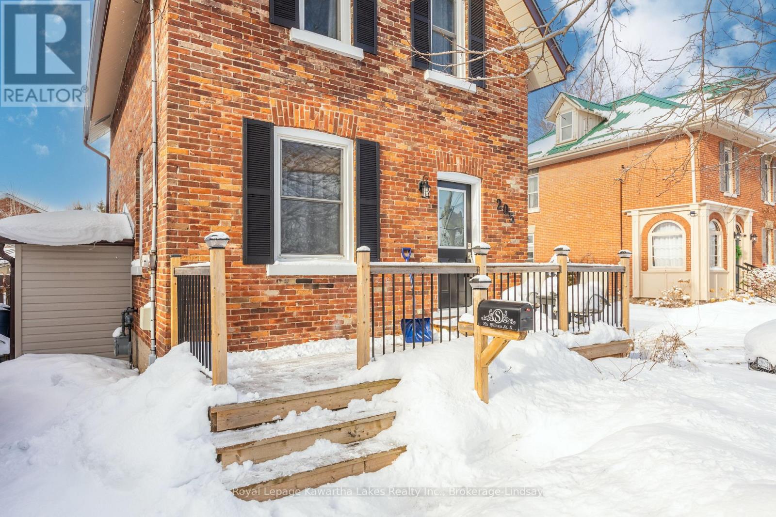 205 William Street N, Kawartha Lakes, Ontario  K9V 4B8 - Photo 4 - X12114546