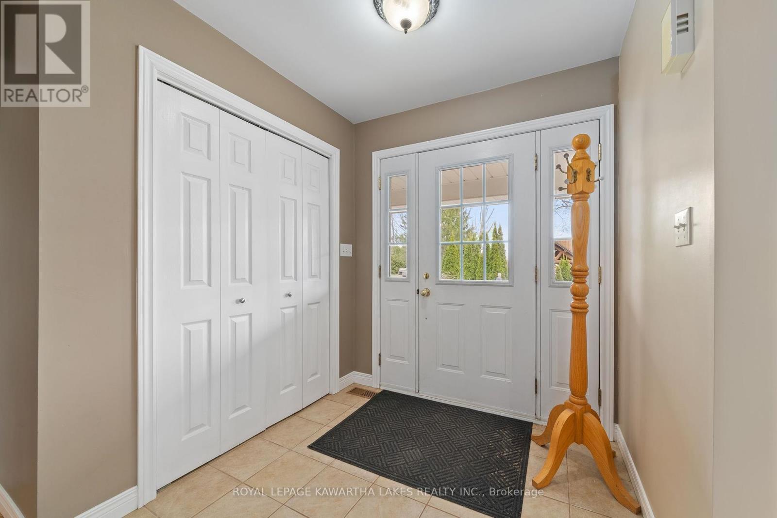 890 Woodville Road, Kawartha Lakes, Ontario  K0M 2T0 - Photo 8 - X12114658