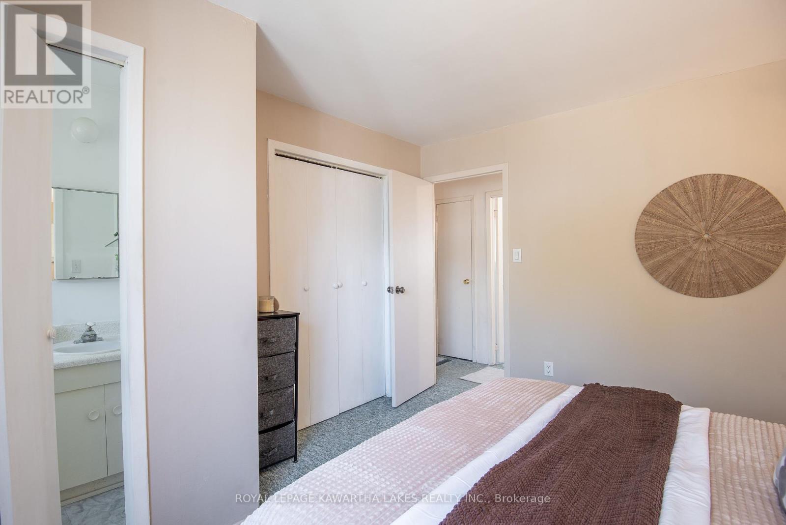 85 Thomas Drive, Kawartha Lakes, Ontario  K0M 1N0 - Photo 20 - X12118568