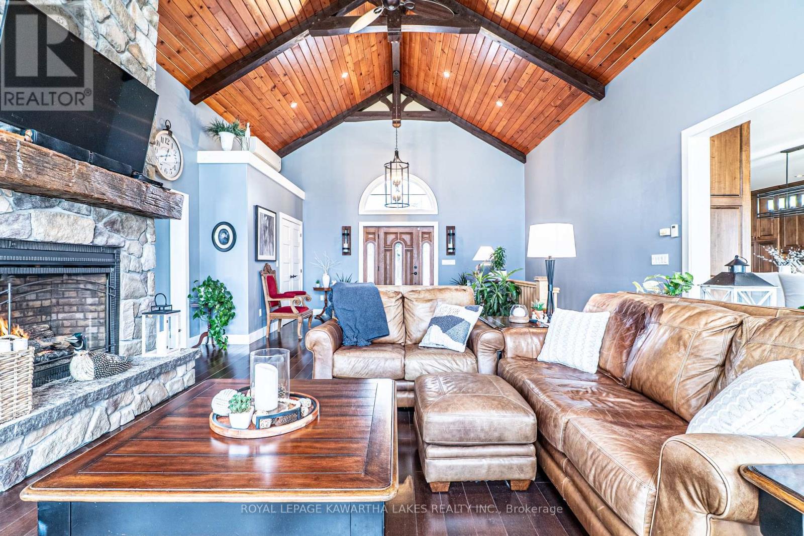 56 Falls Bay Road, Kawartha Lakes, Ontario  K0M 1A0 - Photo 14 - X12119275