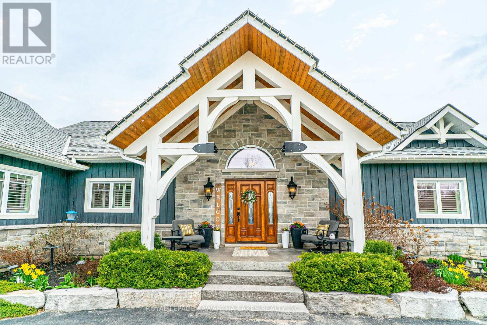 56 Falls Bay Road, Kawartha Lakes, Ontario  K0M 1A0 - Photo 7 - X12119275