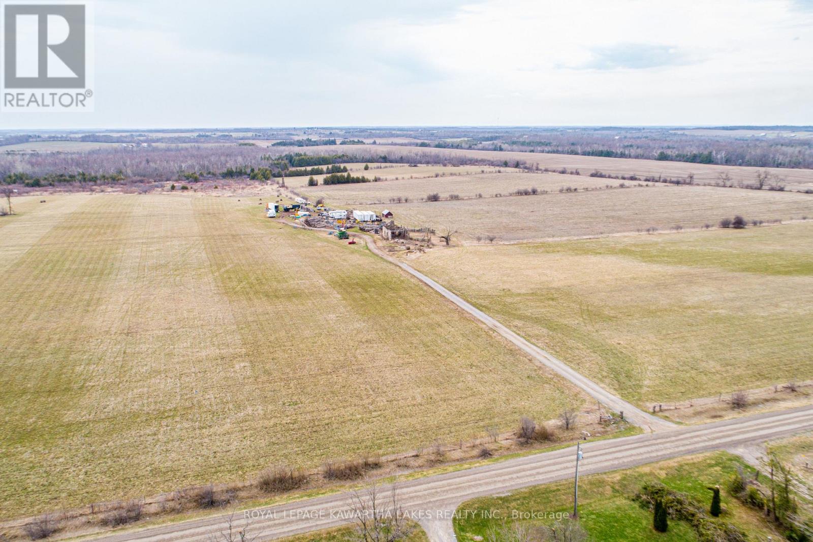 210 Grasshill Road, Kawartha Lakes, Ontario  K0M 2T0 - Photo 14 - X12120430