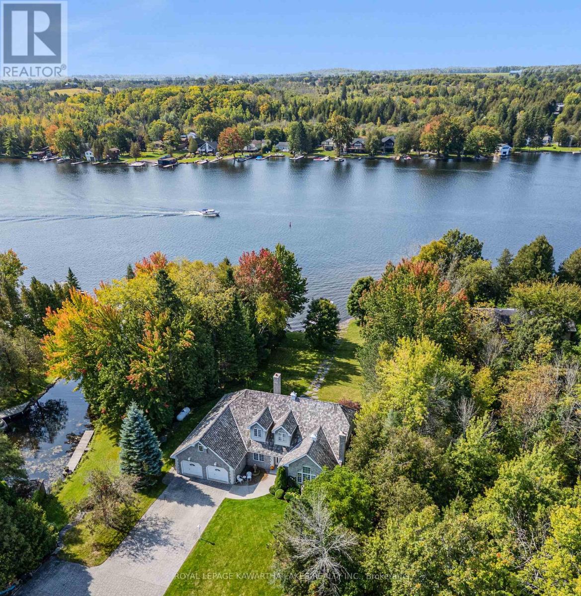 4 Sturgeon Glen Road, Kawartha Lakes, Ontario  K0M 1N0 - Photo 2 - X12124775
