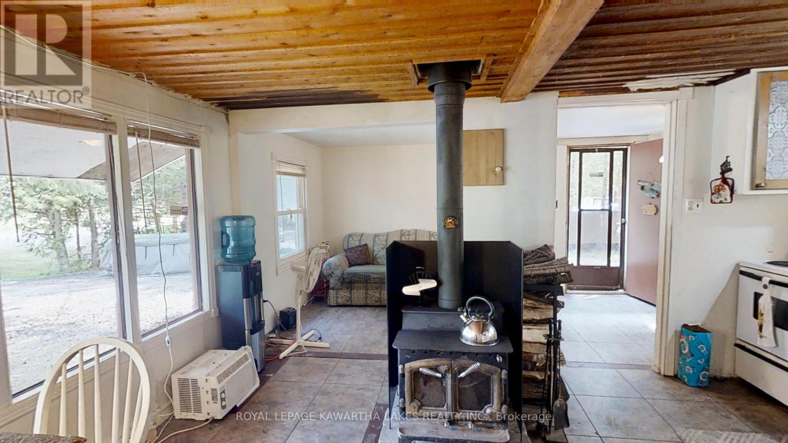 81 Mcguire Beach Road, Kawartha Lakes, Ontario  K0M 2B0 - Photo 21 - X12127841
