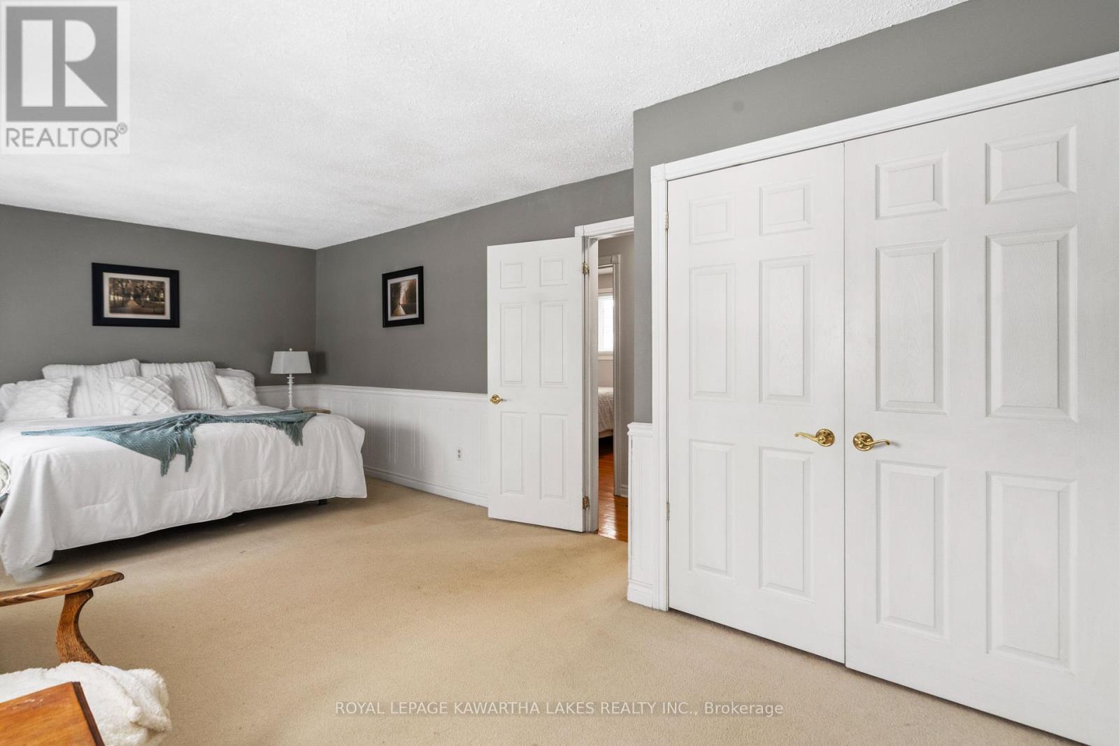 146 Queen Street, Kawartha Lakes, Ontario  K9V 1H1 - Photo 18 - X12129465