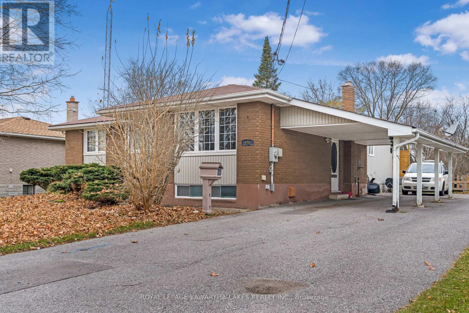 146 Queen Street, Kawartha Lakes, Ontario  K9V 1H1 - Photo 3 - X12129465