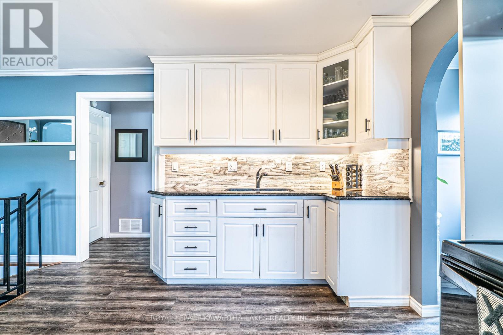 28 Cadillac Boulevard, Kawartha Lakes, Ontario  K0L 2W0 - Photo 6 - X12132828