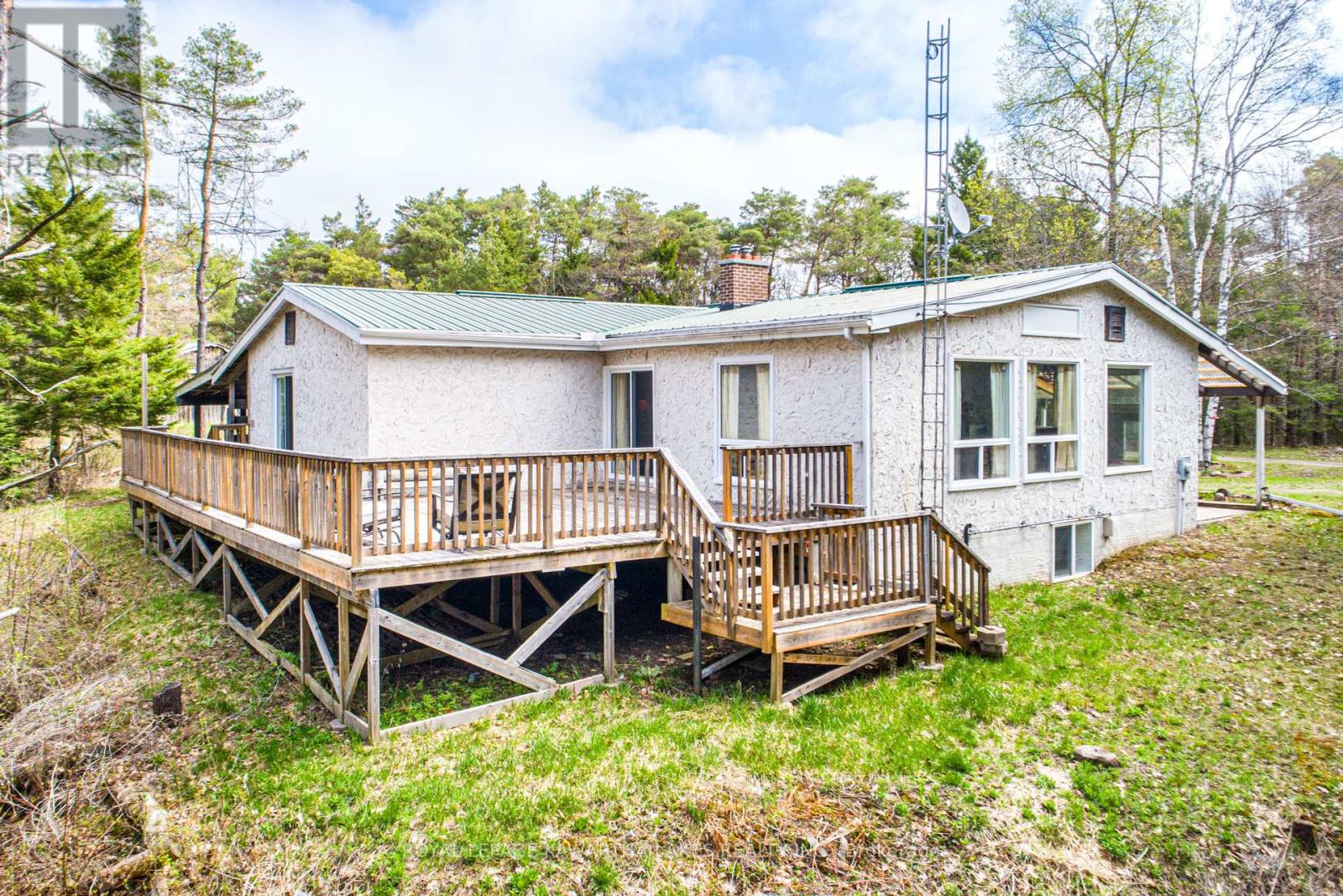 219 Pontypool Road, Kawartha Lakes, Ontario  L0A 1K0 - Photo 39 - X12133453