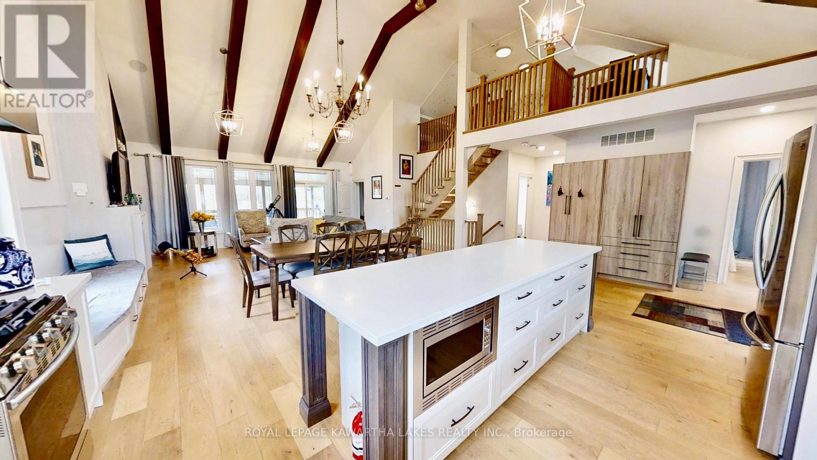 2501 Lakeshore Drive, Ramara, Ontario  L0K 1B0 - Photo 6 - S12133828
