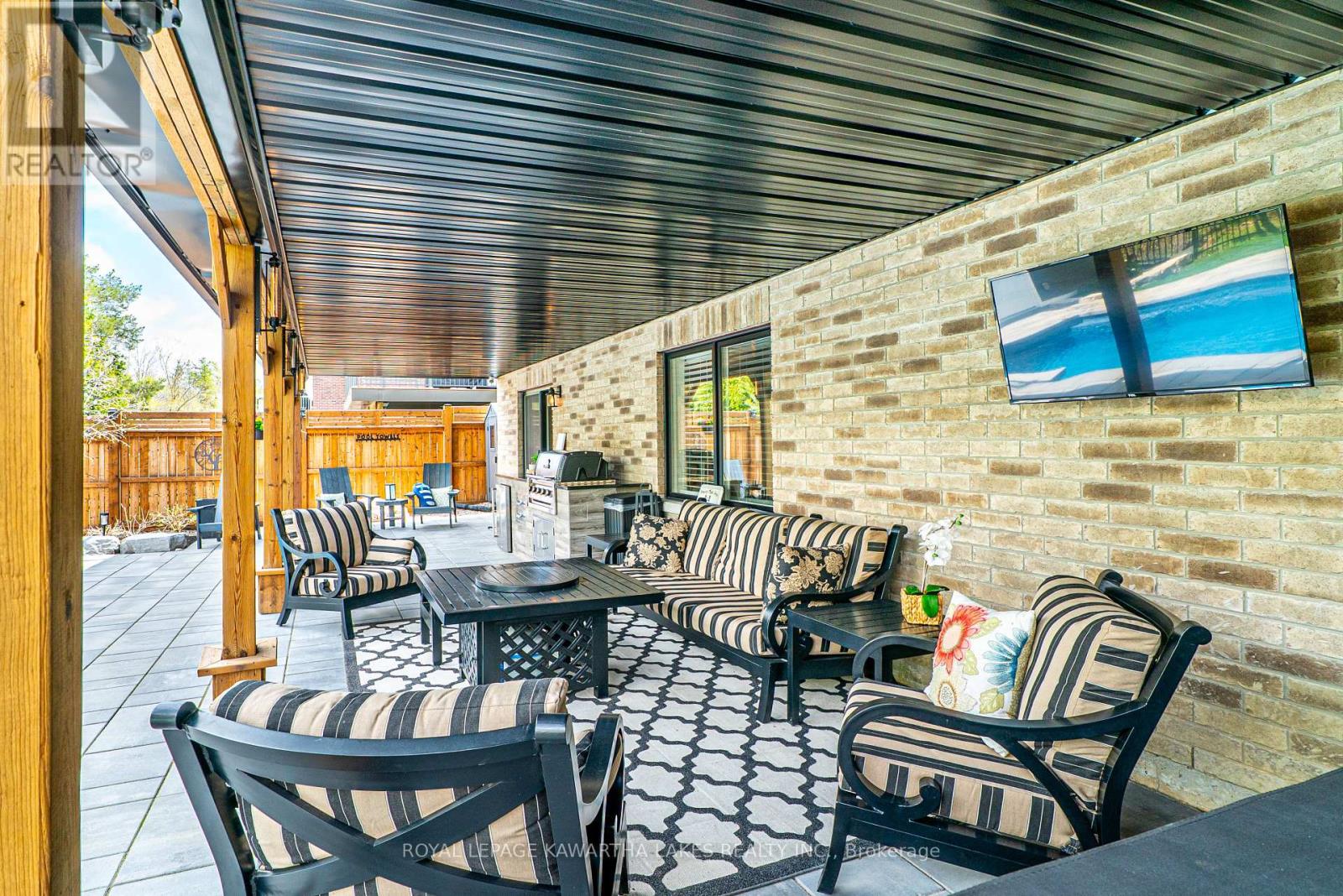 24 Alcorn Drive, Kawartha Lakes, Ontario  K9V 0N1 - Photo 38 - X12137614