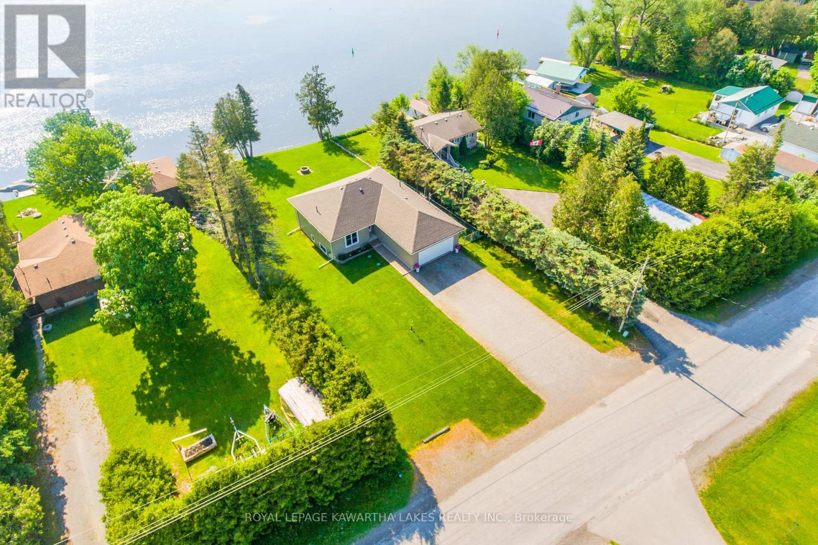 36 RIVERSIDE DRIVE, Kawartha Lakes, Ontario
