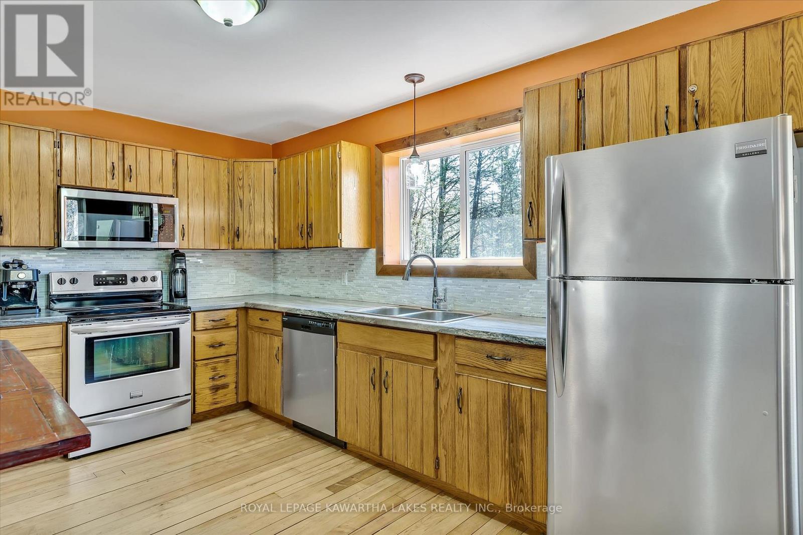166 Jeffrey Lake Road, Faraday, Ontario  K0L 1C0 - Photo 9 - X12144731