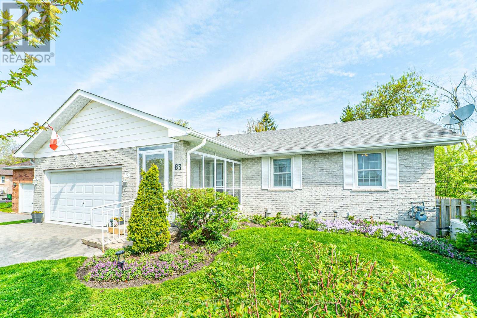 83 LORI BOULEVARD, Kawartha Lakes, Ontario