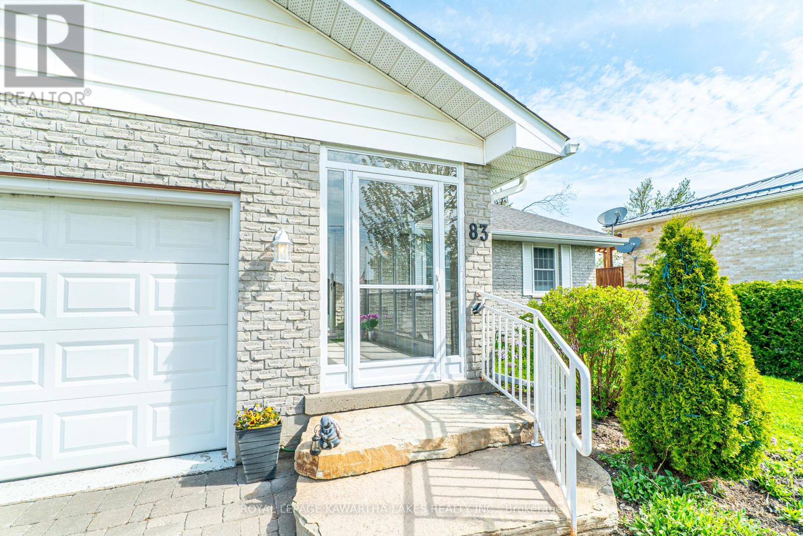 83 Lori Boulevard, Kawartha Lakes, Ontario  K9V 6V7 - Photo 5 - X12147974