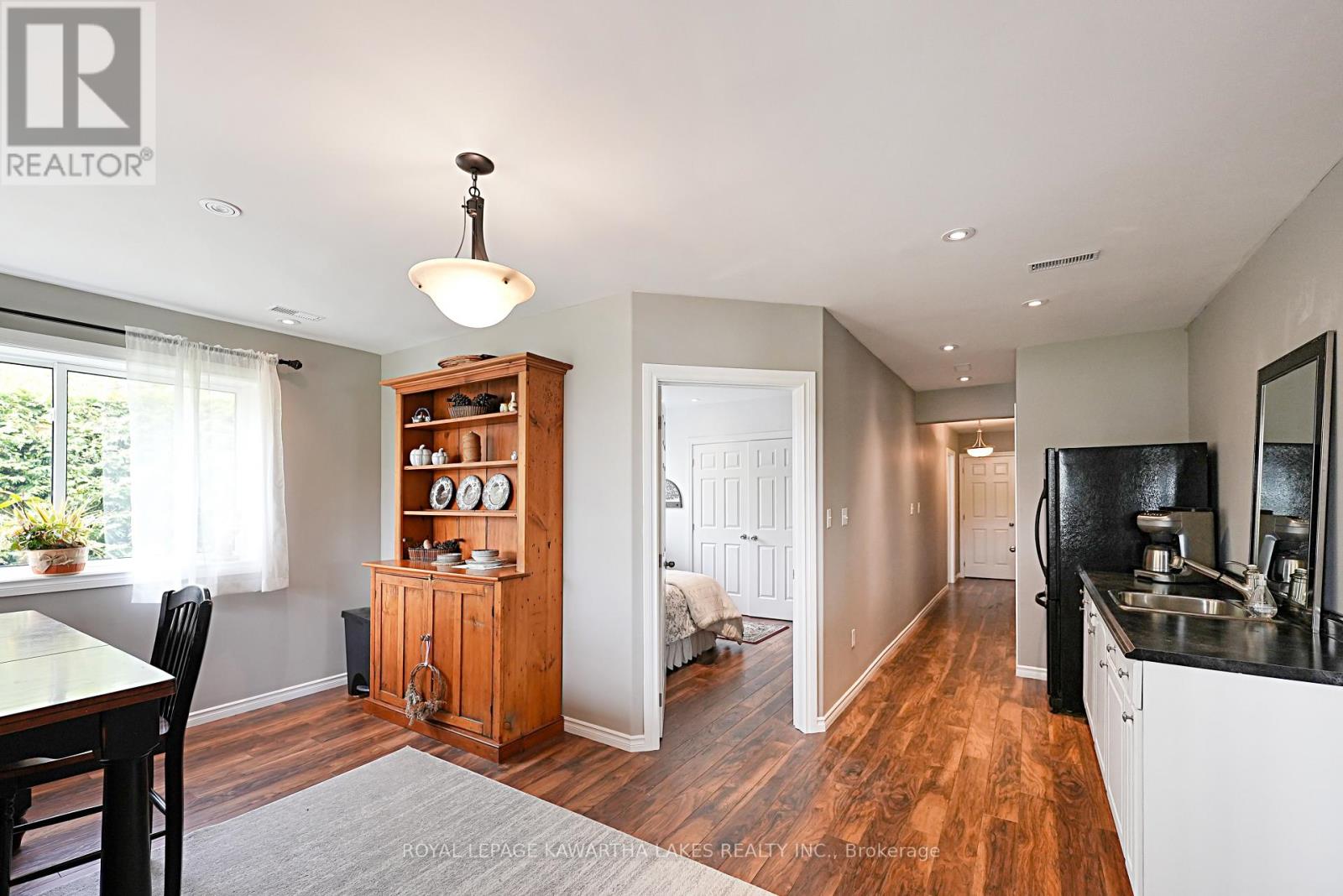 28 Rutland Street E, Kawartha Lakes, Ontario  K0L 2W0 - Photo 35 - X12158669