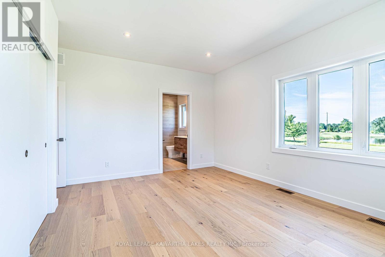 33 Coshs Road, Kawartha Lakes, Ontario  K0M 1A0 - Photo 12 - X12173613