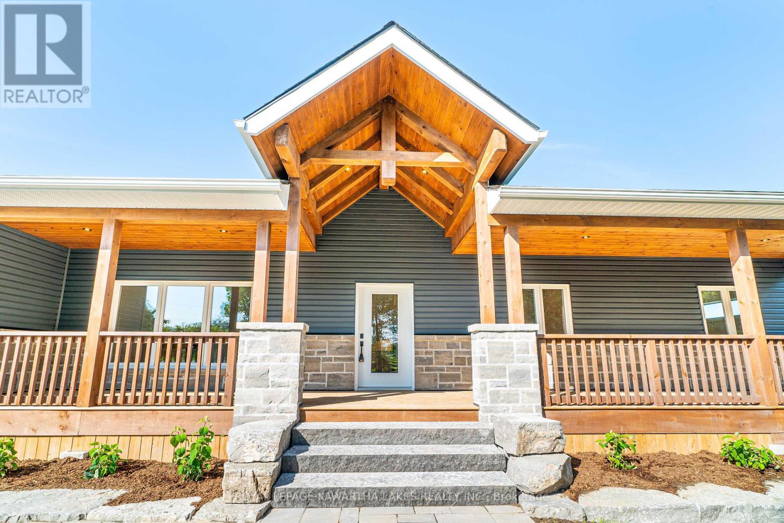 33 Coshs Road, Kawartha Lakes, Ontario  K0M 1A0 - Photo 2 - X12173613