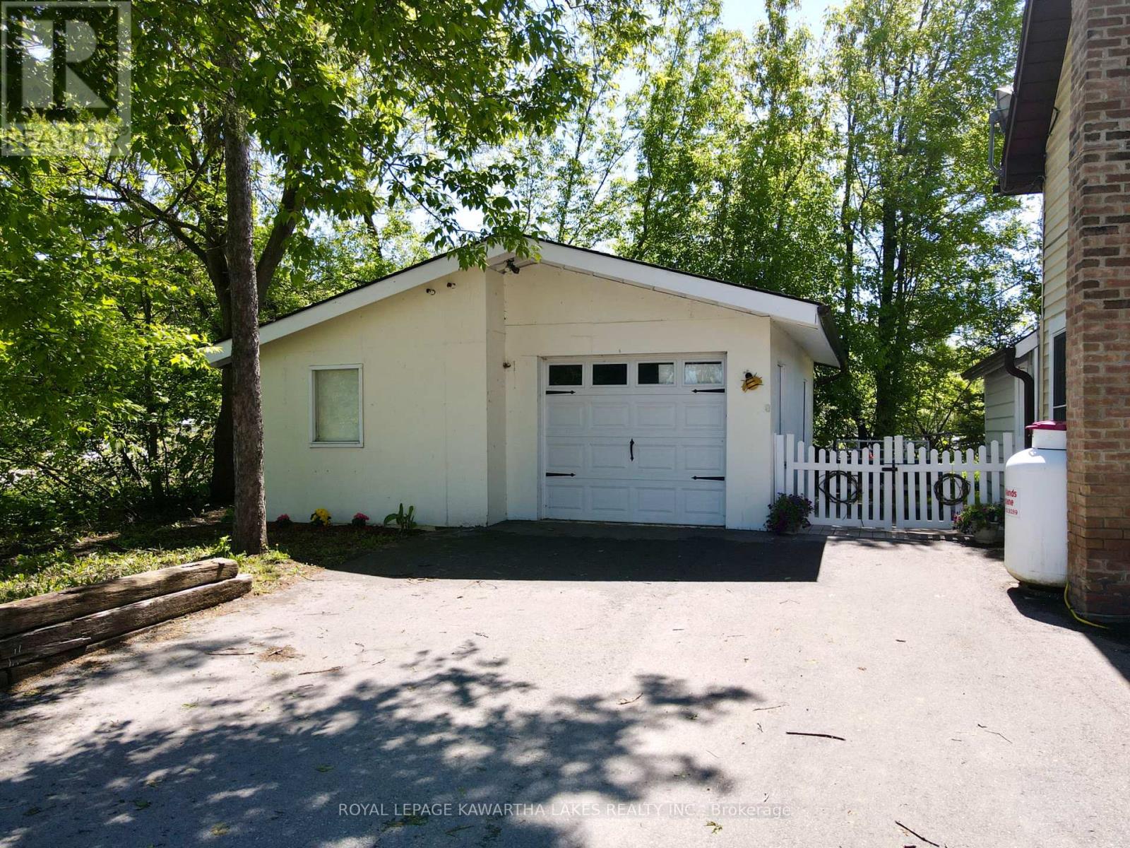 3472 Monck Road, Kawartha Lakes, Ontario  K0M 1K0 - Photo 5 - X12175674