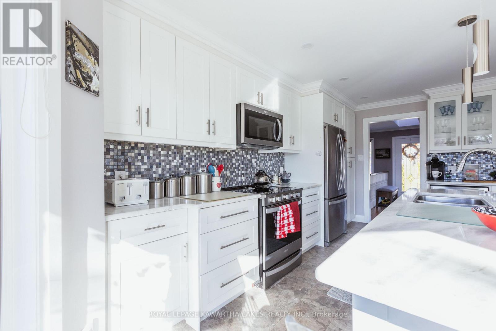 83 Navigators Trail, Kawartha Lakes, Ontario  K0M 1A0 - Photo 11 - X12565254